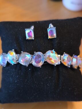 Crystal Aurora Teardrop Bracelet and Stud Earring Set - Iridescent